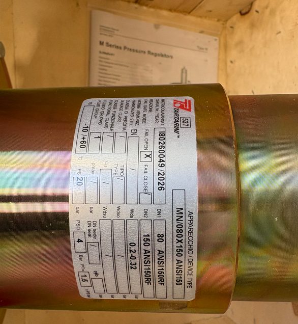 Заводская шильда: MN/080×150 ANSI150, DN80, рабочий диапазон 0,2–0,32 бар — оригинал Tartarini
