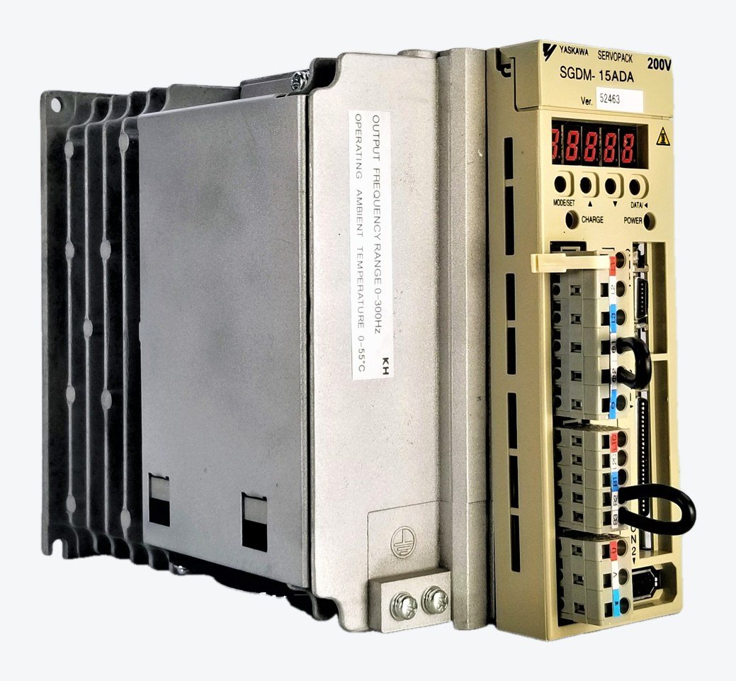 Серводвигатель Yaskawa Sigma-II SGDM-15ADA