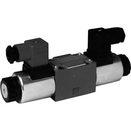 Пропорциональный гидрораспределитель Bosch Rexroth R978879310 (4WRAEB 6 E12-1X/G24N9DK26/MR)